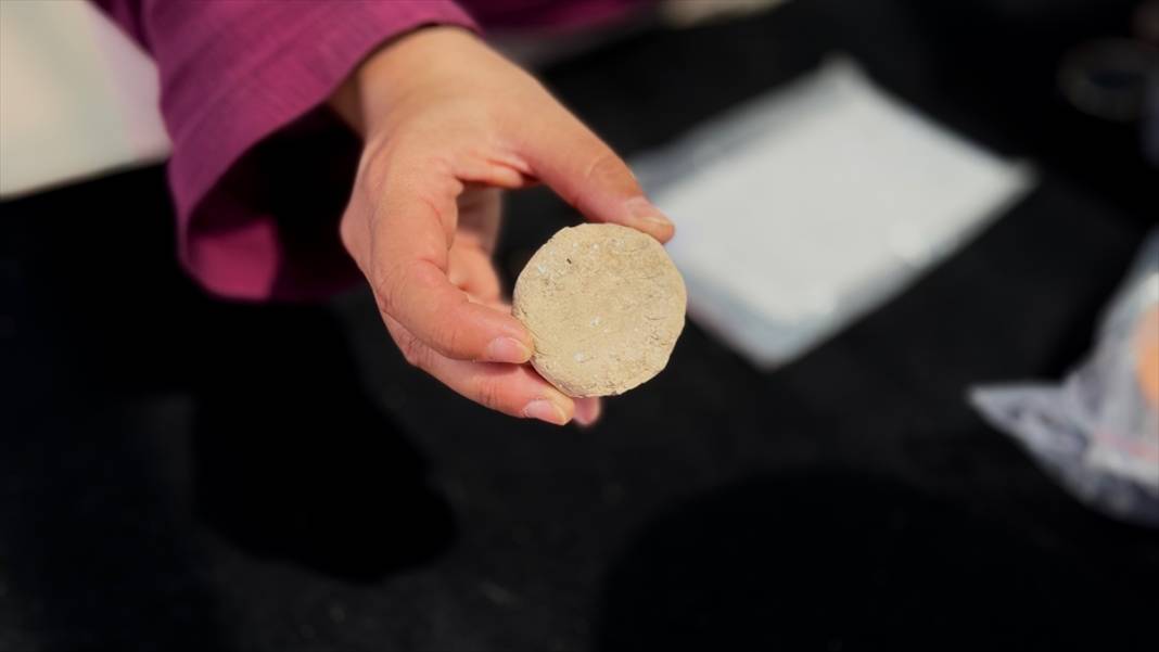 Tüccarın 3 bin 500 yıllık gizli gümüşleri Konya’da gün yüzüne çıktı 9